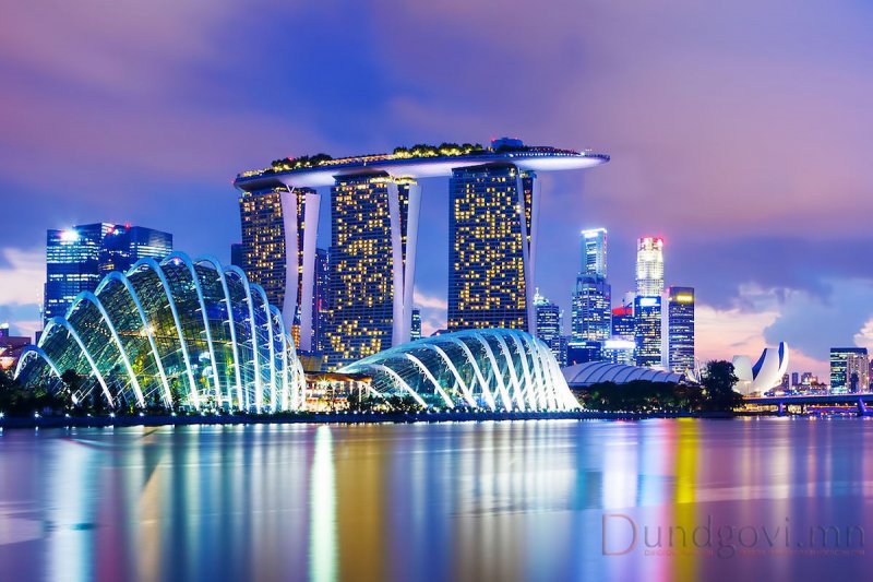Сингапурын Засгийн газар 21-ээс дээш насны иргэн бүртээ 300 хүртэлх ам.доллар олгоно
