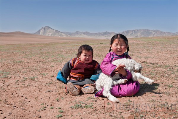 Хүүхдэдээ өгч болох Монгол нэрсийн жагсаалт