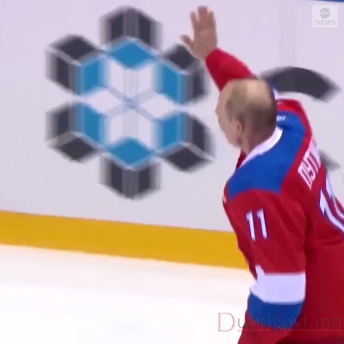 Путин мөсөн дээр бүдэрч унасан ч найман гоол хийжээ